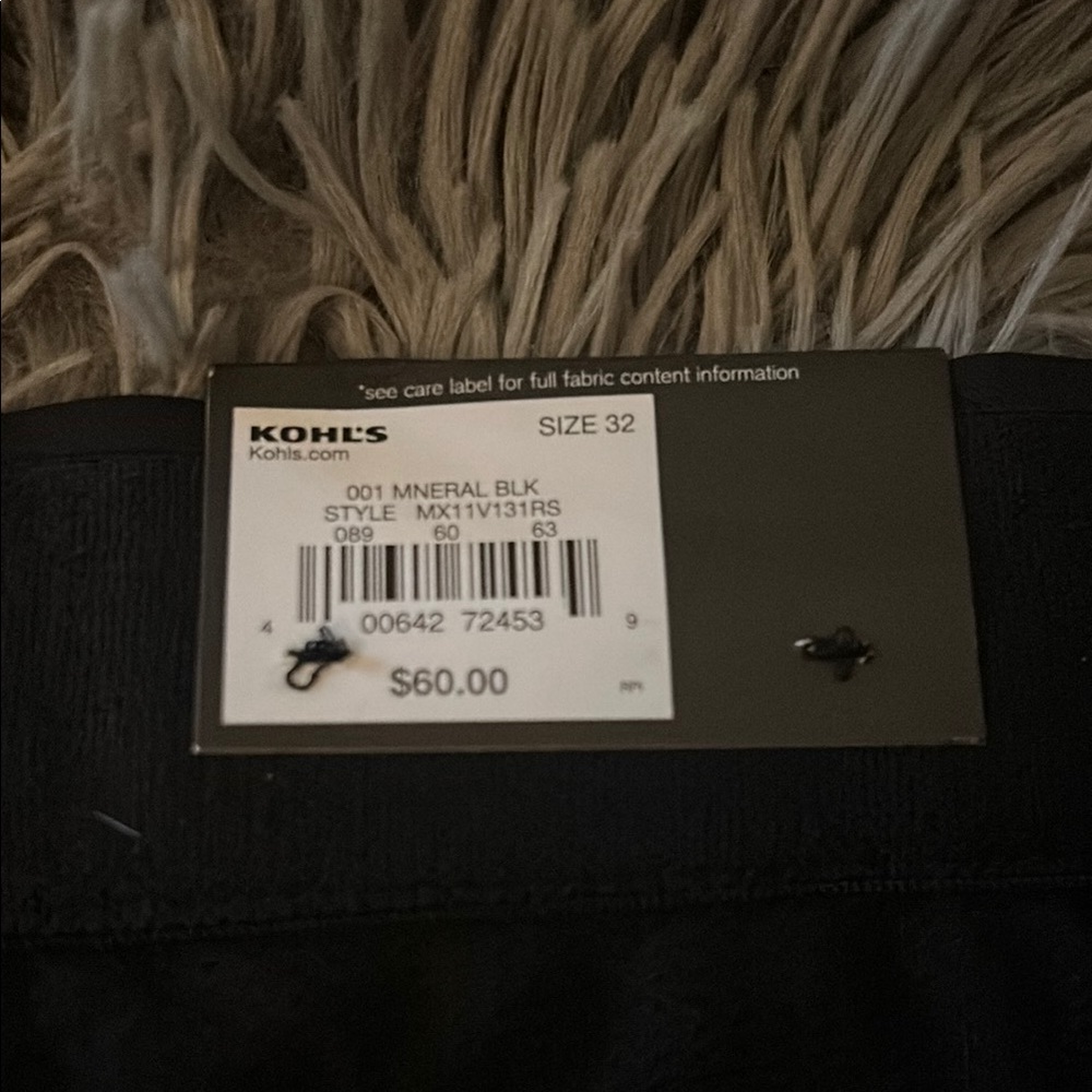 Kohl's Black Dress Pants Relaxed Fit - Picture 2 of 2